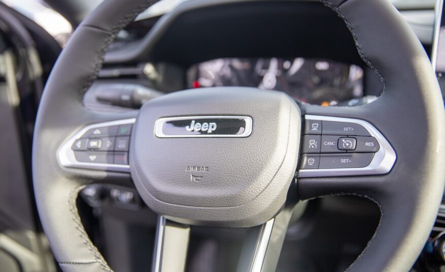 2024 Jeep Compass Altitude R590372