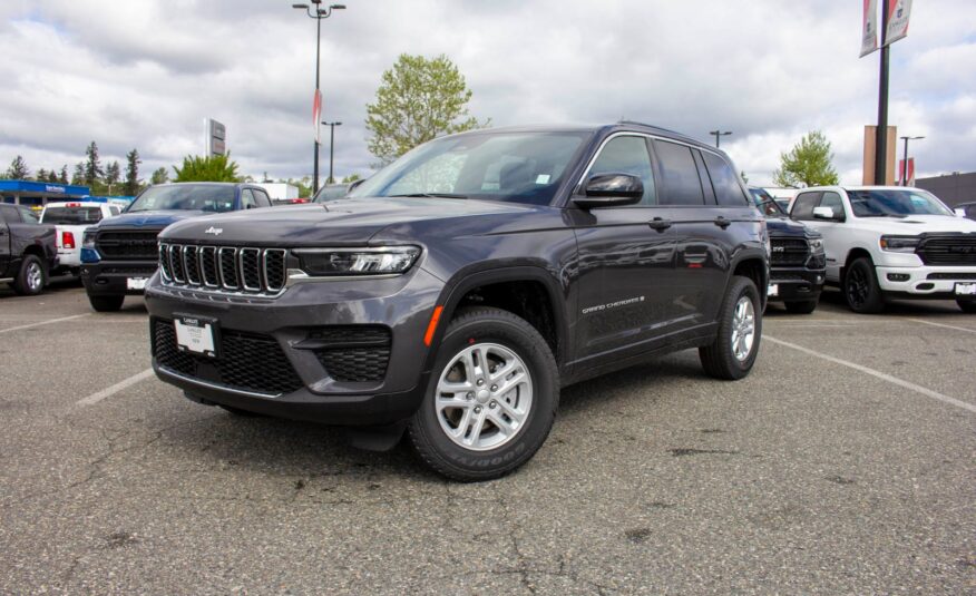 2024 Jeep Grand Cherokee Laredo R180310