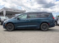 2022 Chrysler Pacifica Touring LC2140