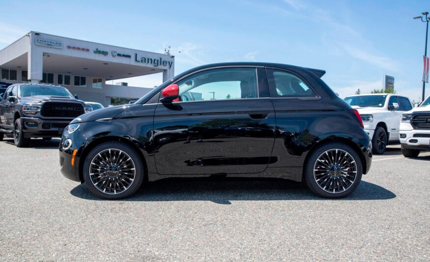 2024 Fiat 500e  R211510