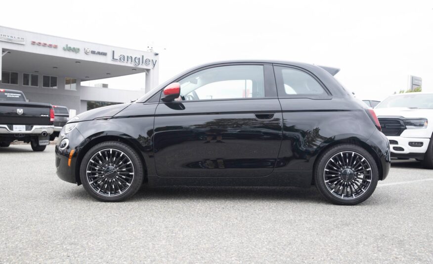 2024 Fiat 500e  R218001