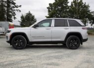 2024 Jeep Grand Cherokee Laredo R224838