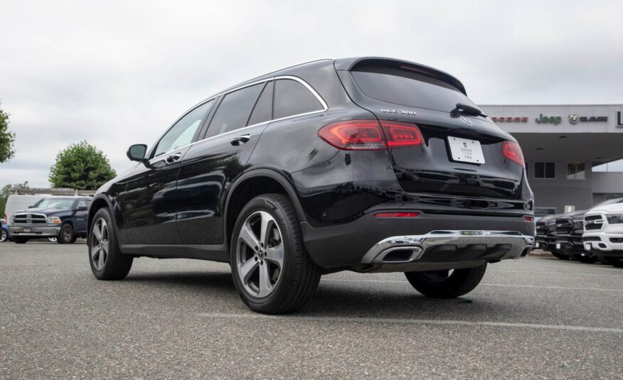 2022 Mercedes-Benz GLC 300  LC2215