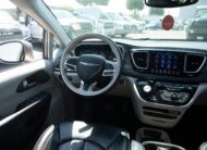 2018 Chrysler Pacifica Hybrid Limited P585809A