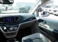 2018 Chrysler Pacifica Hybrid Limited P585809A