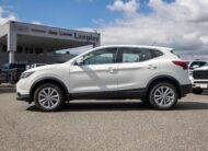 2017 Nissan Qashqai S LC2295