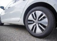 2020 Volkswagen e-Golf Comfortline LC2327