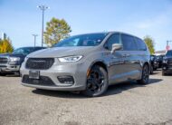 2022 Chrysler Pacifica Hybrid Limited LC2362