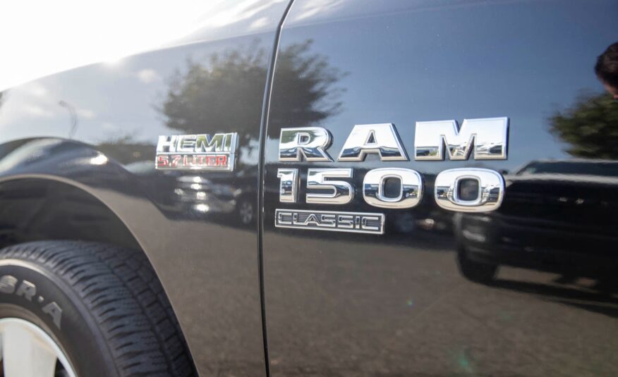 2022 RAM 1500 Classic Tradesman LC2368