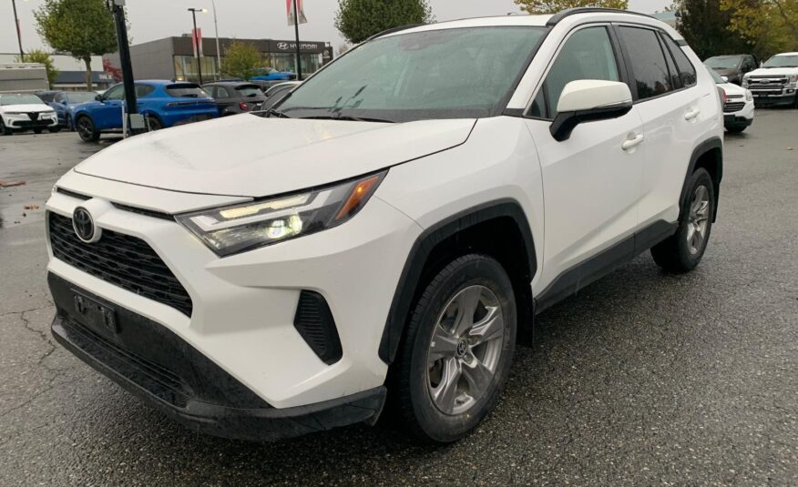 2022 Toyota RAV4 XLE LC2388