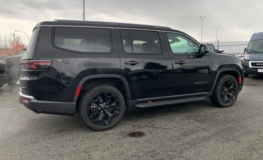 2022 Jeep Wagoneer Series III LC2389