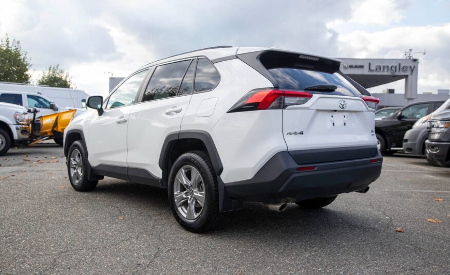 2022 Toyota RAV4 XLE LC2388