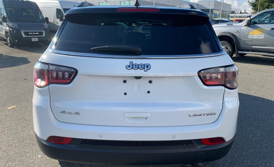 2022 Jeep Compass Limited LC2383A