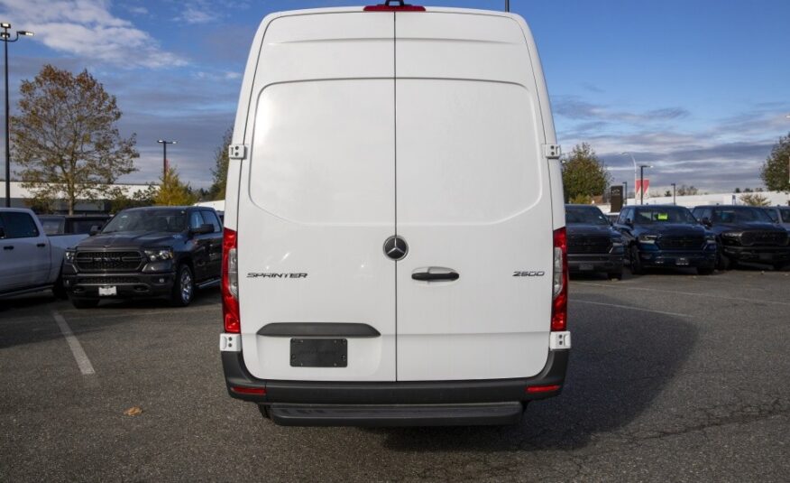 2022 Mercedes-Benz Sprinter 2500 High Roof I4 Diesel LC2401