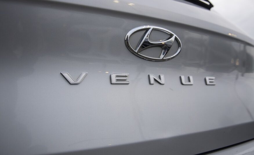 2022 Hyundai Venue Preferred LC2428