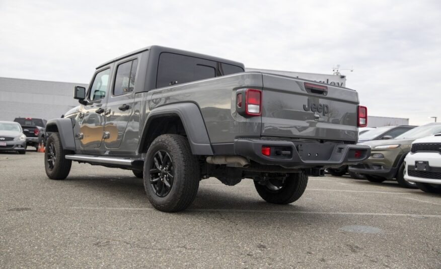 2023 Jeep Gladiator Sport S LC2436