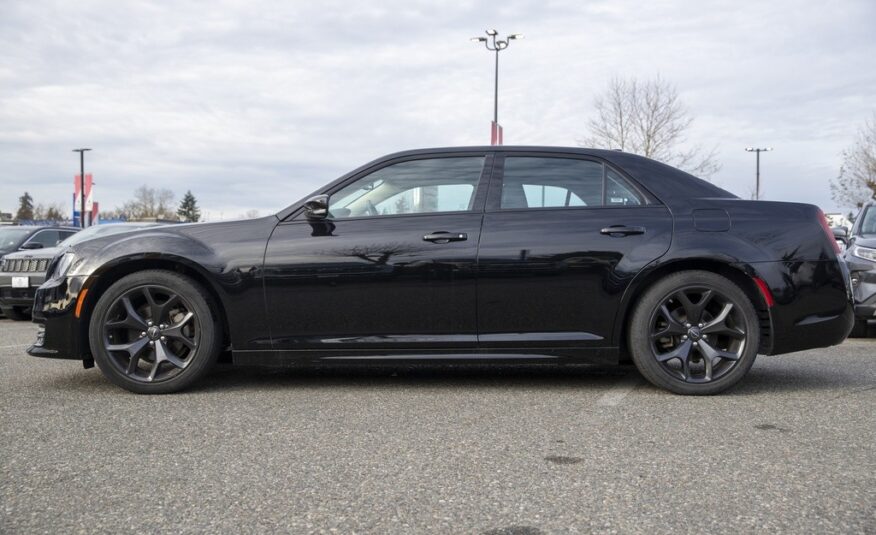 2022 Chrysler 300 Touring L LC2435