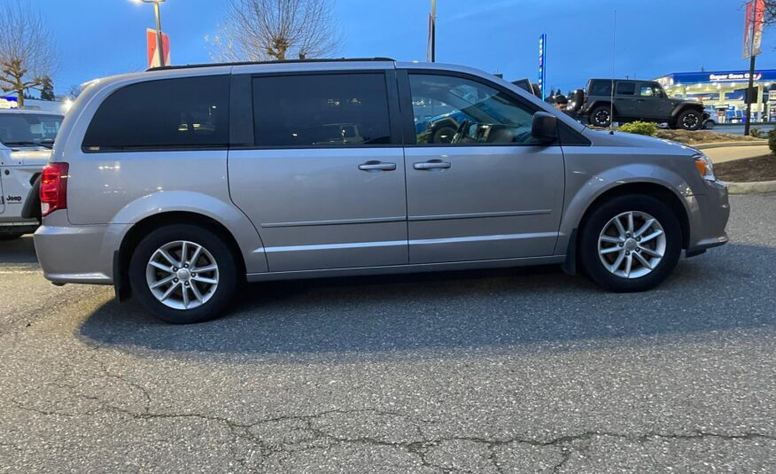 2017 Dodge Grand Caravan CVP/SXT LC2447