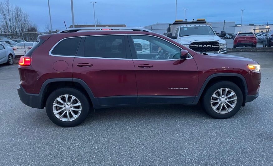 2019 Jeep Cherokee North LC2445