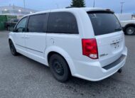 2017 Dodge Grand Caravan Crew R153043A