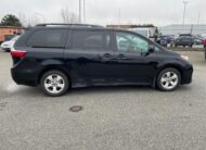 2020 Toyota Sienna LE 8-Passenger R115437A