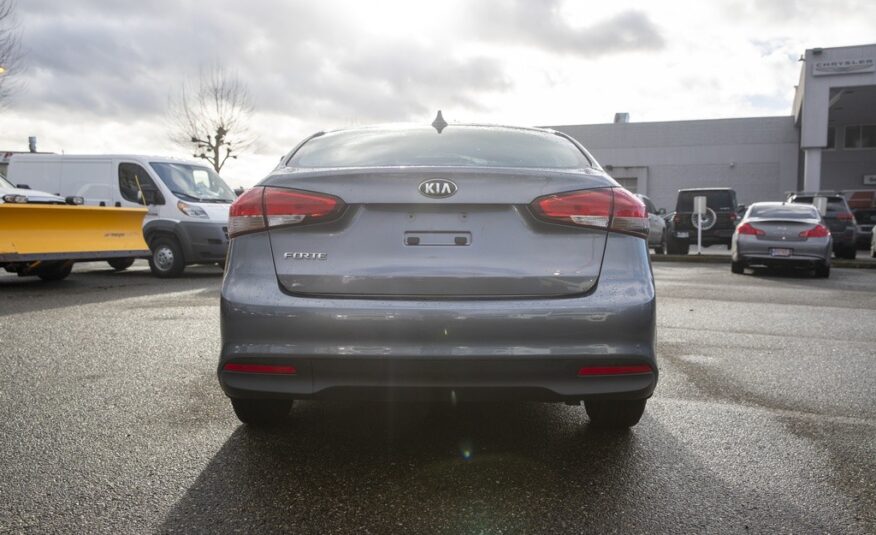 2018 Kia Forte LX LC2425A