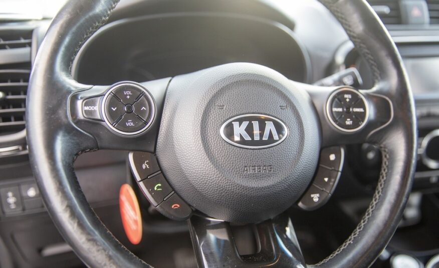 2016 Kia Soul SX LC2432