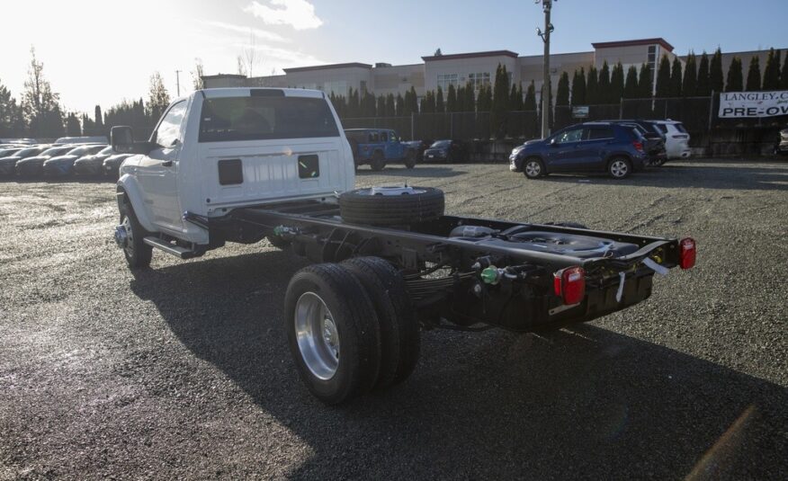 2024 RAM 5500 Chassis Tradesman/SLT R405033