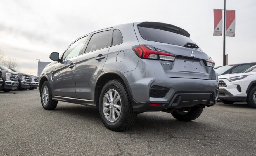 2021 Mitsubishi RVR SE LC2455