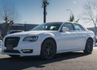 2022 Chrysler 300 Touring L LC2476