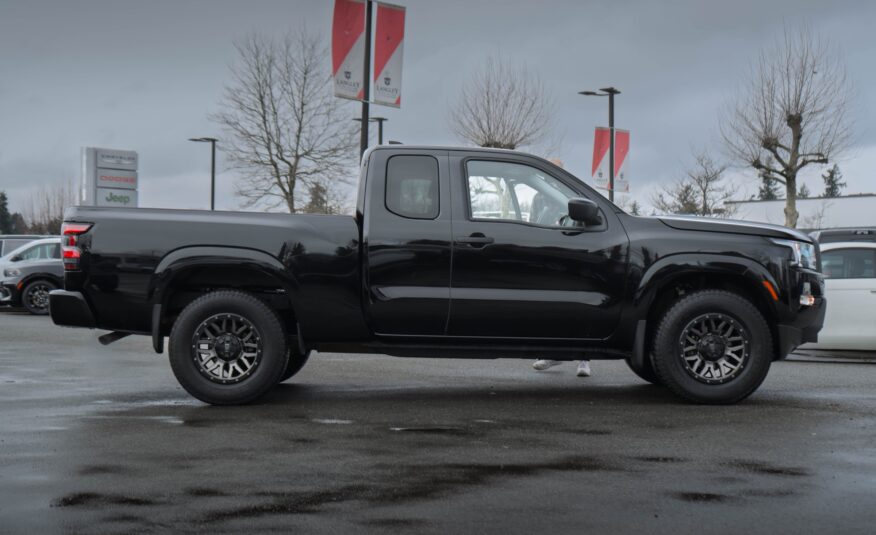 2022 Nissan Frontier SV LC2483