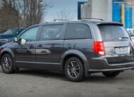 2016 Dodge Grand Caravan SE/SXT R321367A