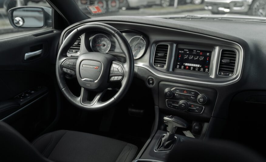 2019 Dodge Charger SXT LC2461