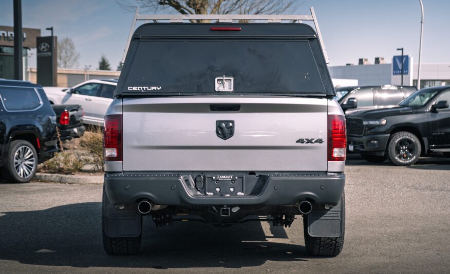 2023 RAM 1500 Classic SLT LC2530