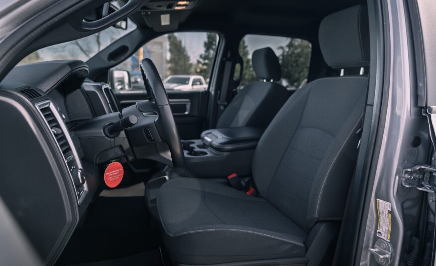 2023 RAM 1500 Classic SLT LC2530