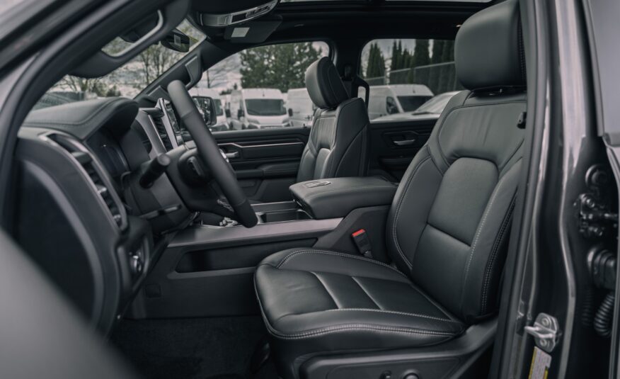 2025 RAM 1500 Sport S726072
