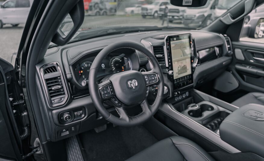 2025 RAM 1500 Sport S726070