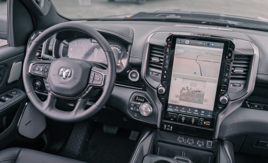 2025 RAM 1500 Sport S726070
