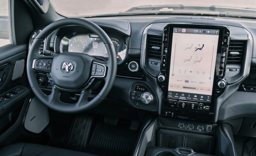 2025 RAM 1500 Sport S726071