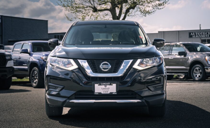 2019 Nissan Rogue S LC2555
