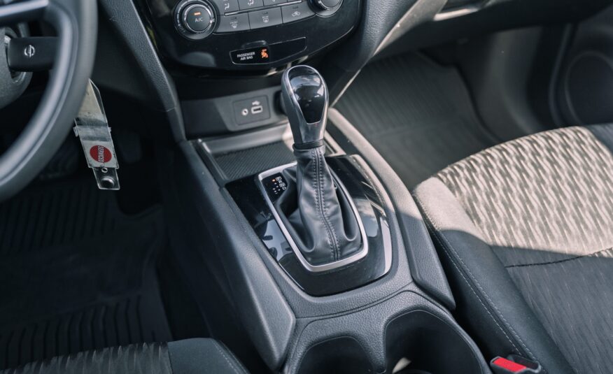 2019 Nissan Rogue S LC2555