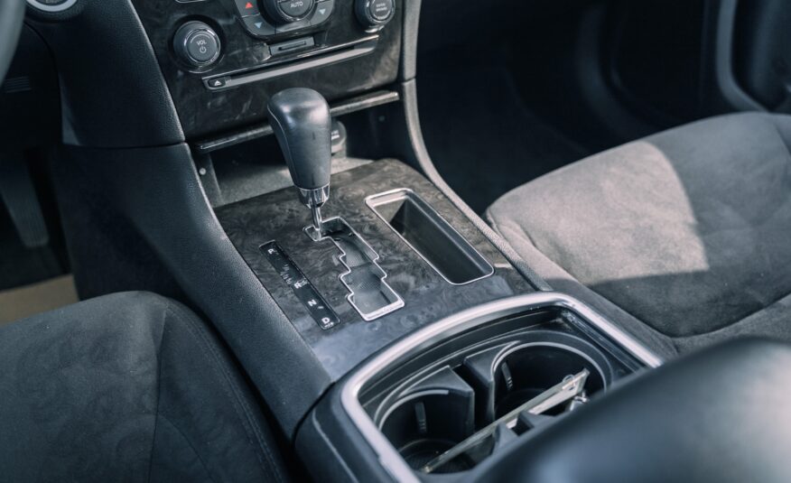 2011 Chrysler 300 Touring LC2435A