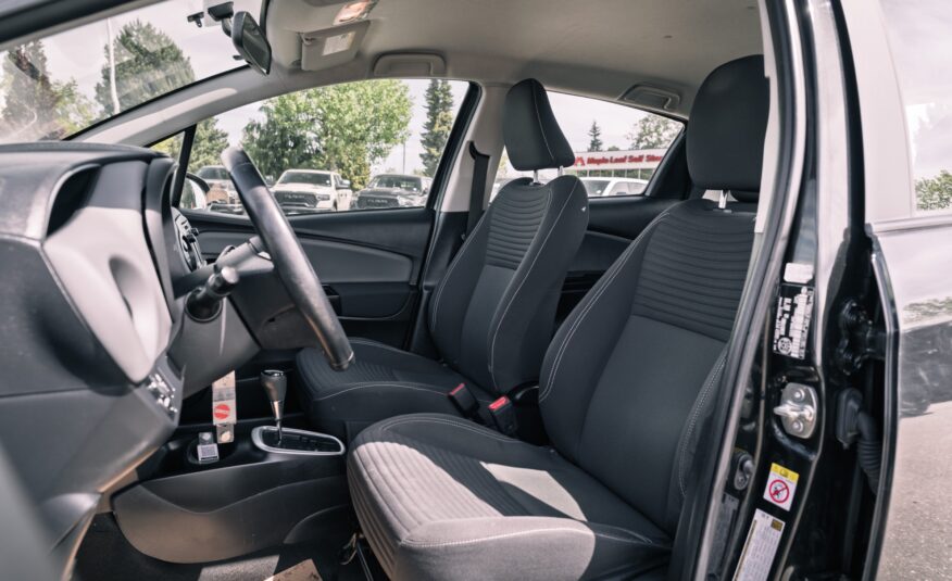 2015 Toyota Yaris SE S517375A
