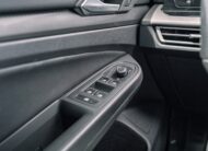2022 Volkswagen Golf GTI Performance LC2563
