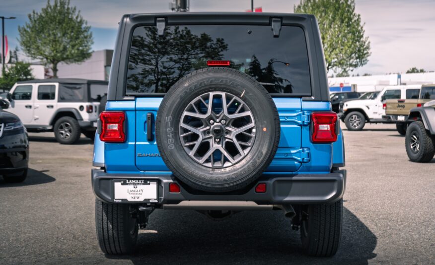 2025 Jeep Wrangler Sahara S564325