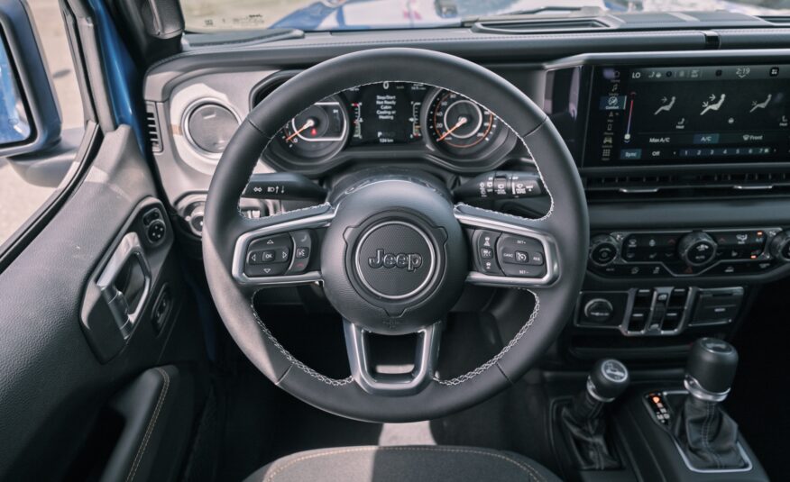 2025 Jeep Wrangler Sahara S564325