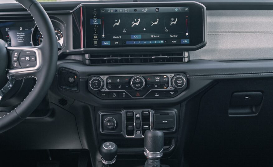 2025 Jeep Wrangler Sahara S564325