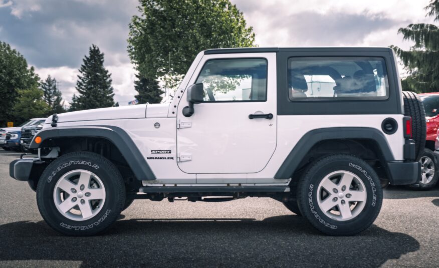 2017 Jeep Wrangler Sport S564382A