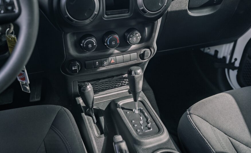 2017 Jeep Wrangler Sport S564382A