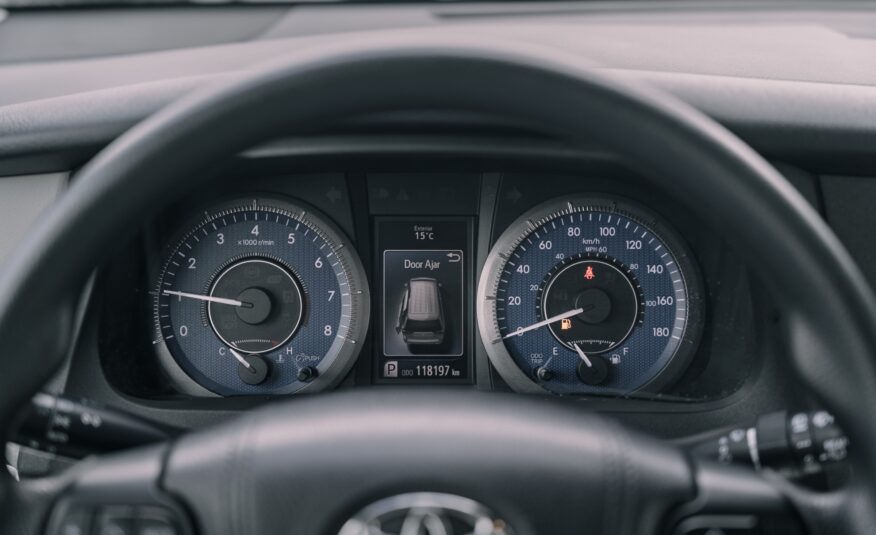 2018 Toyota Sienna LE 8-Passenger LC2552